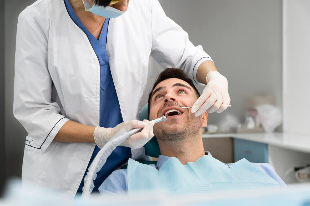 Read more about the article כמה עולה השתלת שיניים ואילו השתלות יש